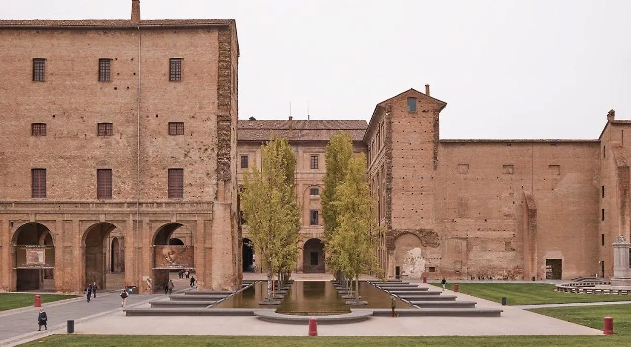 Le Colonne 16 30 Apartment Parma